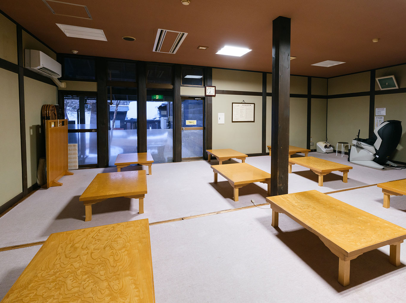 休憩所 大広間